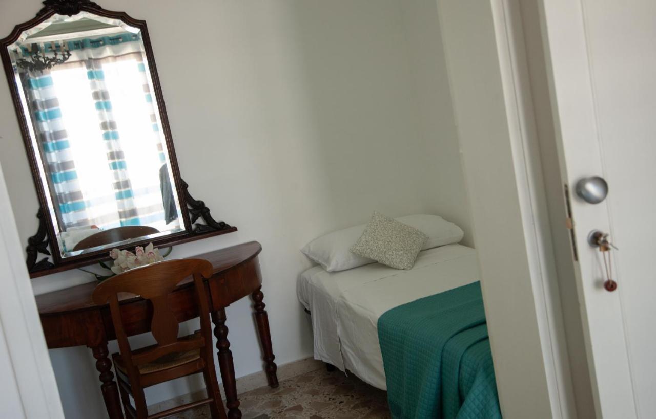 Orlando Bayview Bed & Breakfast Balestrate ภายนอก รูปภาพ