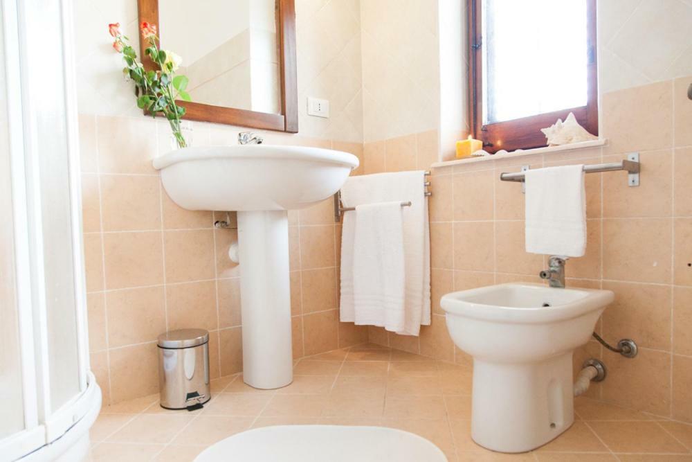 Orlando Bayview Bed & Breakfast Balestrate ภายนอก รูปภาพ